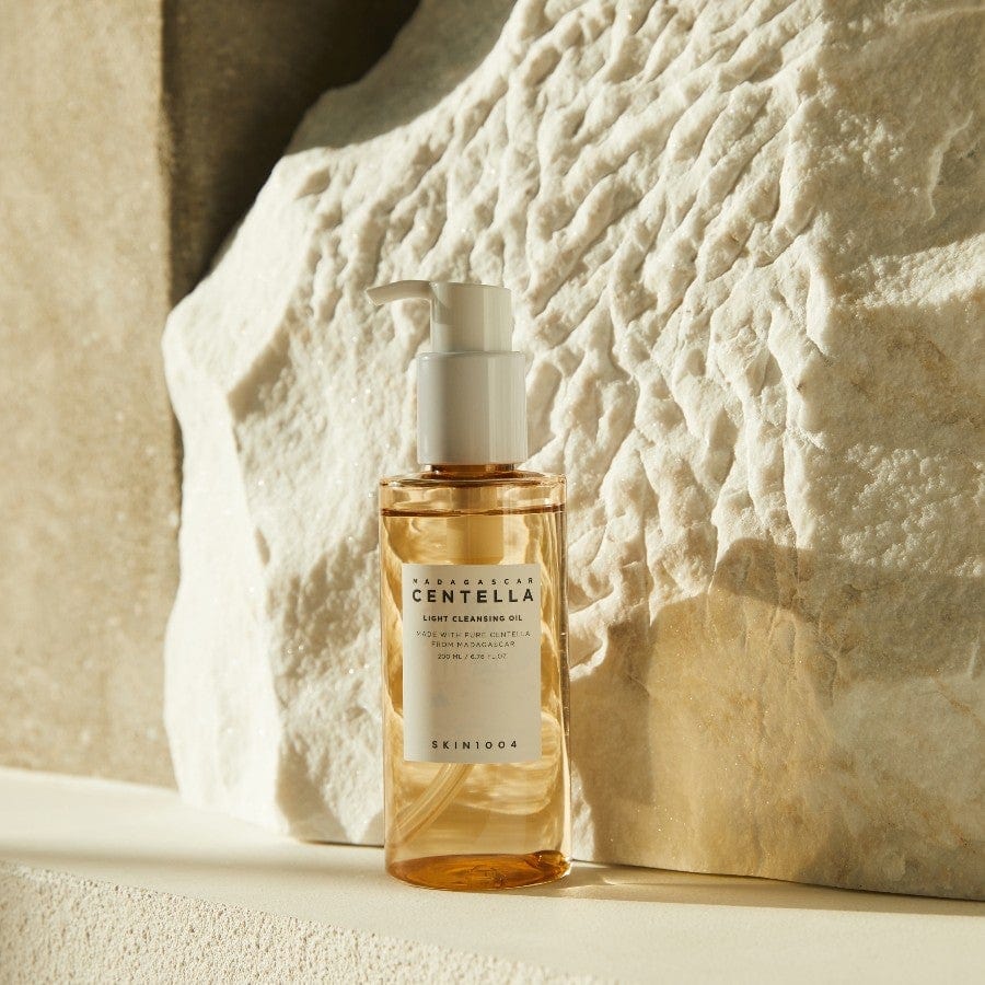 Centella Light Cleansing Oil (Light & Gentle Cleansing Oil) 200ml